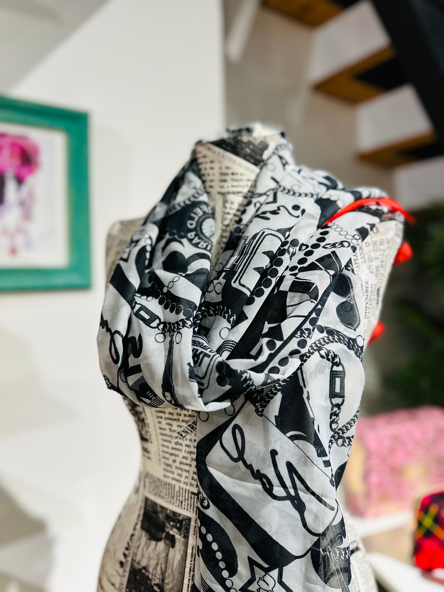 karl lagerfeld scarf