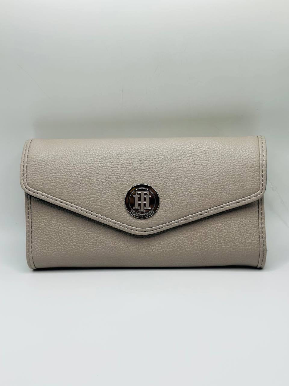 Tommy Hilfiger wallet