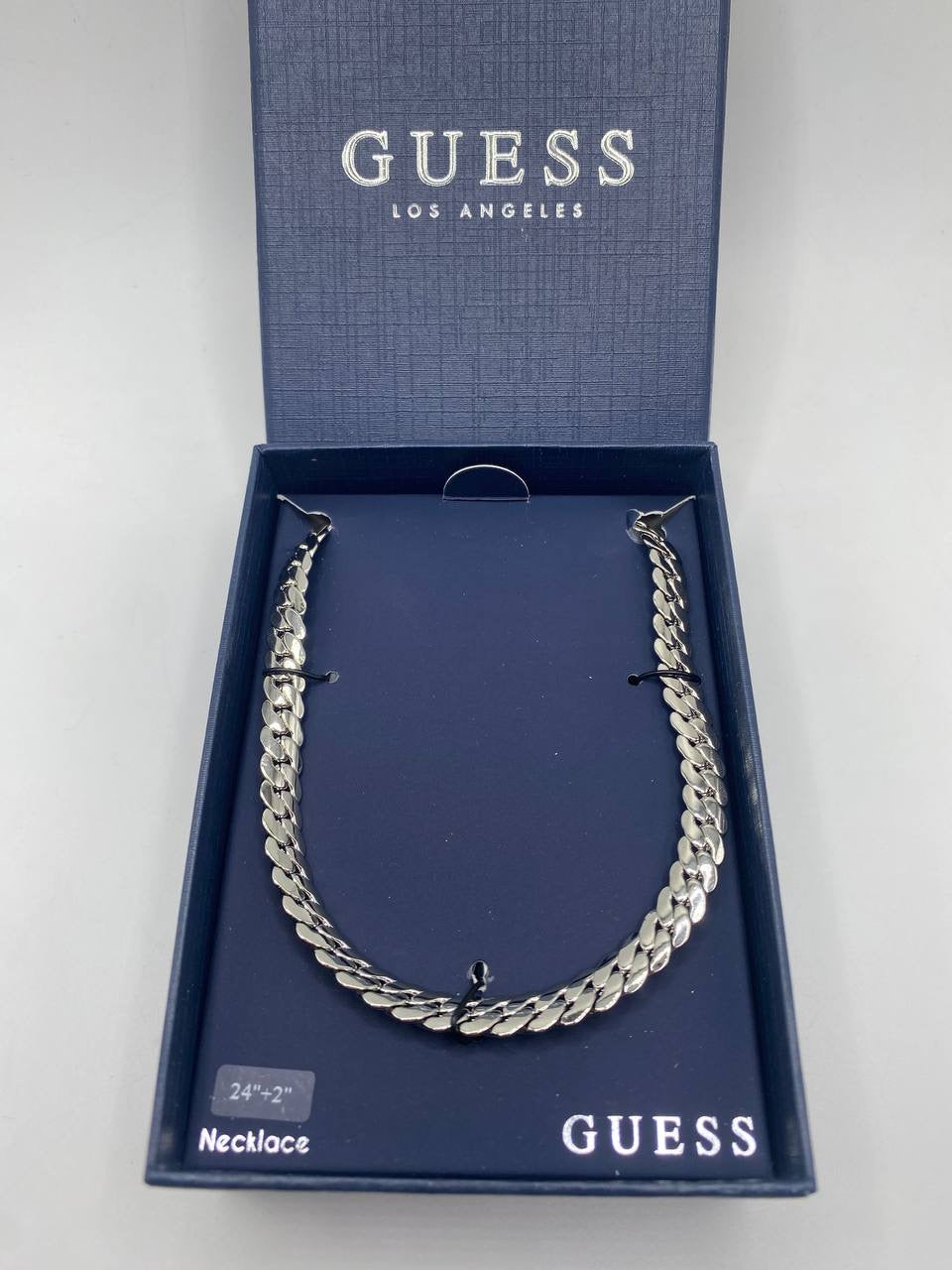 Guess necklace