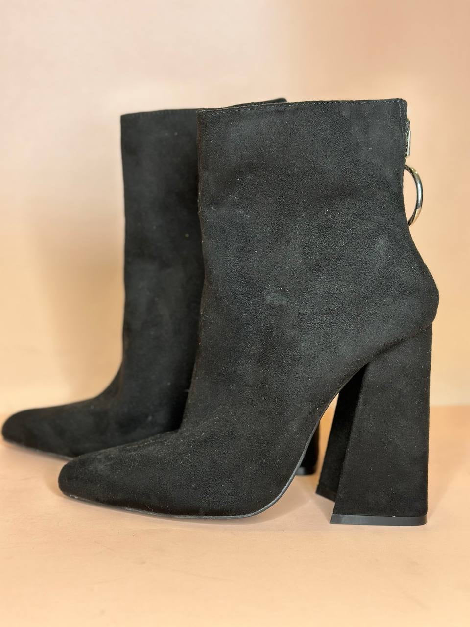 Lolaskye boots