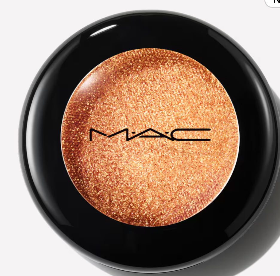 Mac dazzle shadow extreme objet dart