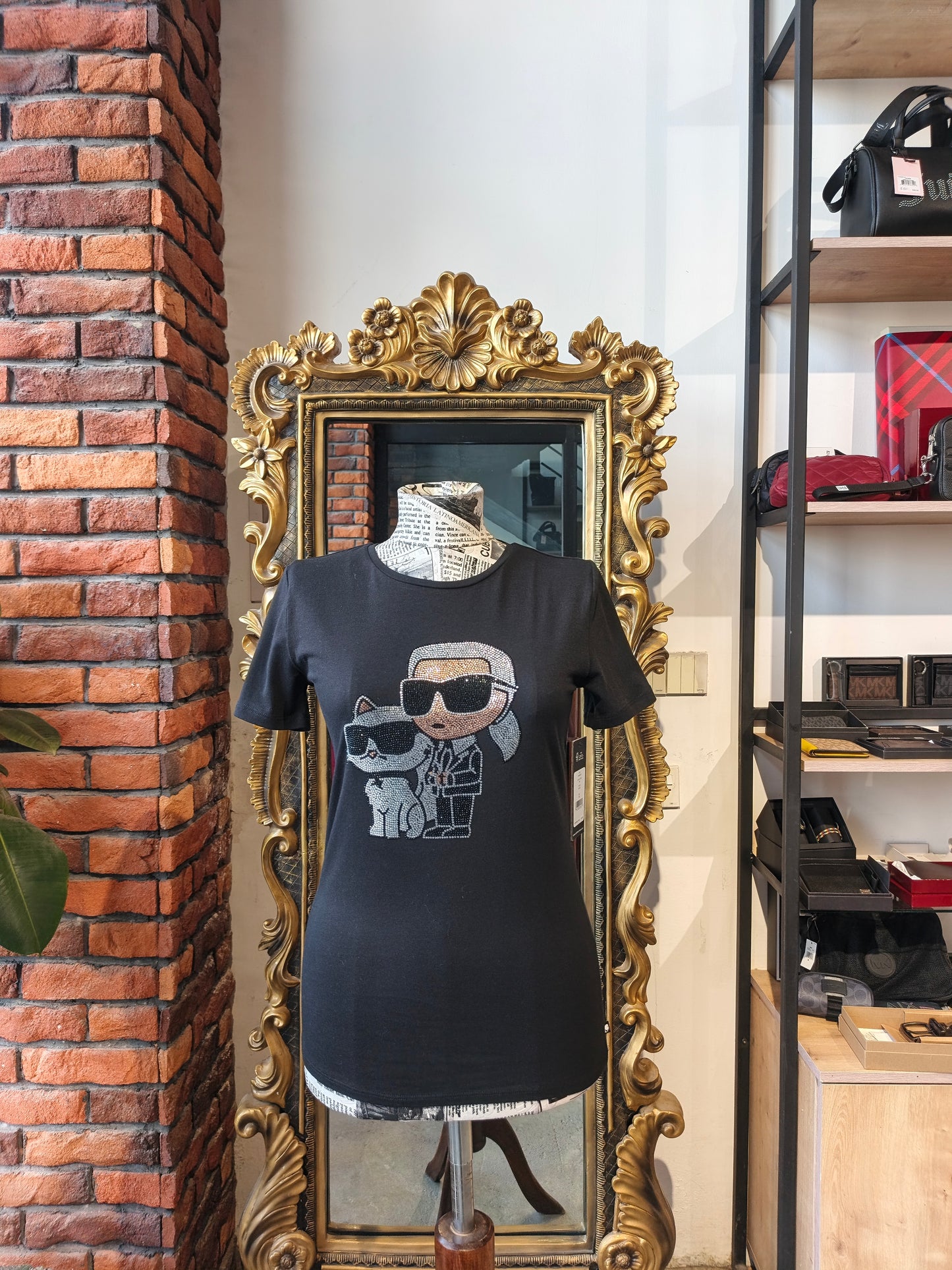 Karl Lagerfeld shirt size XXS