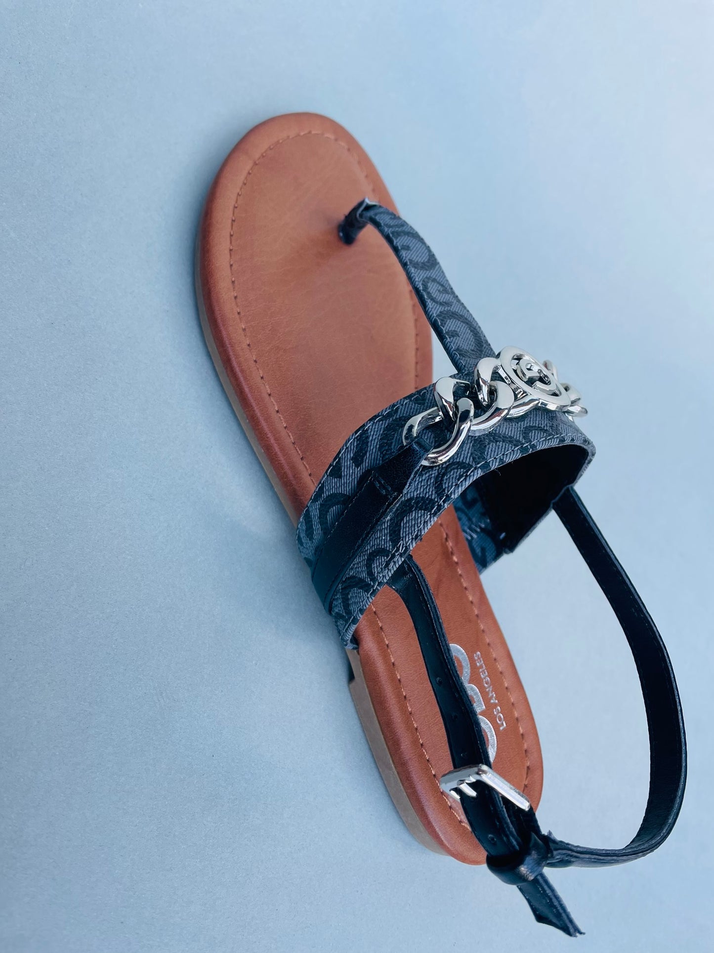 Guess sandal