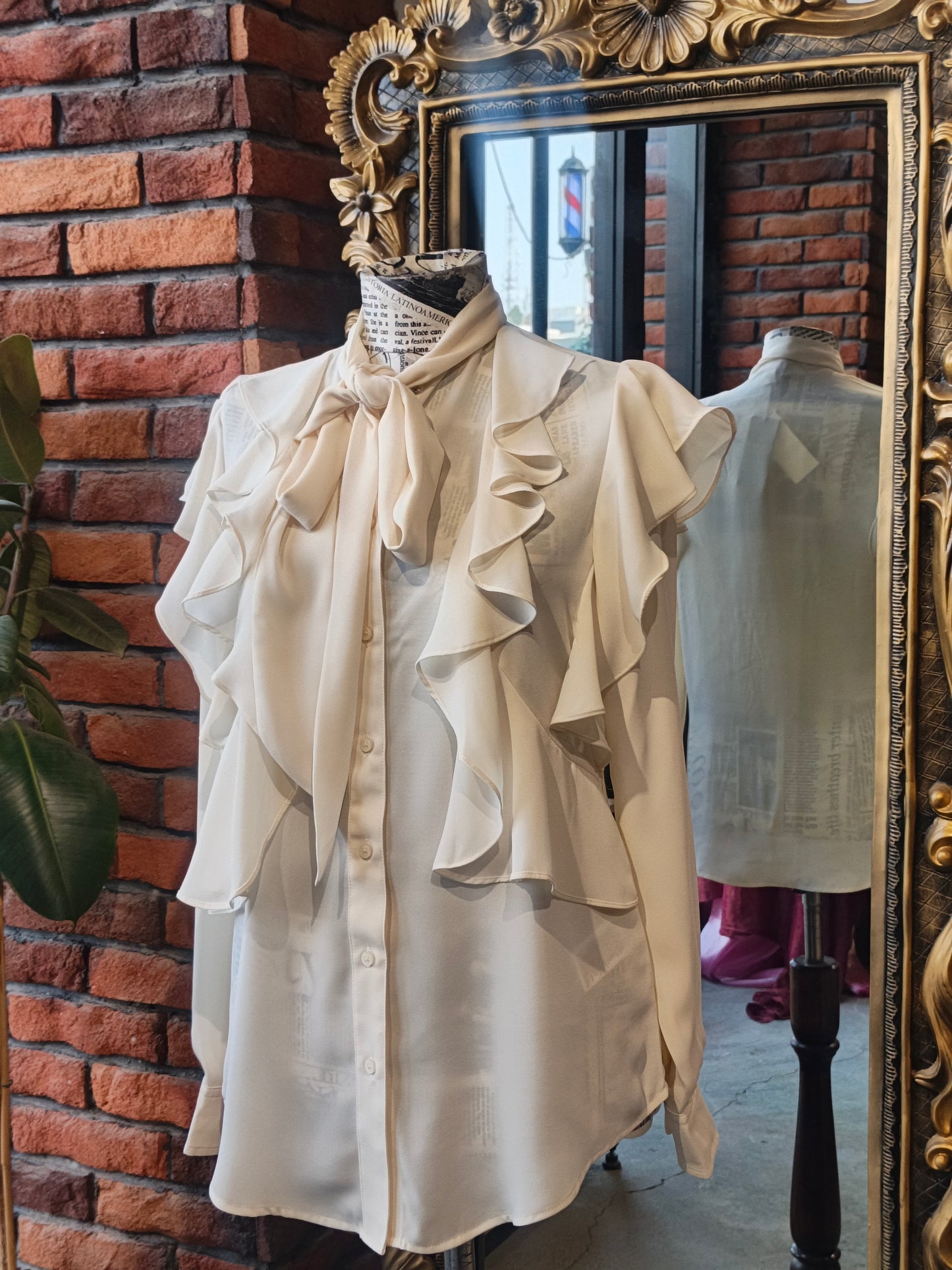 Ralph Lauren blouse size small