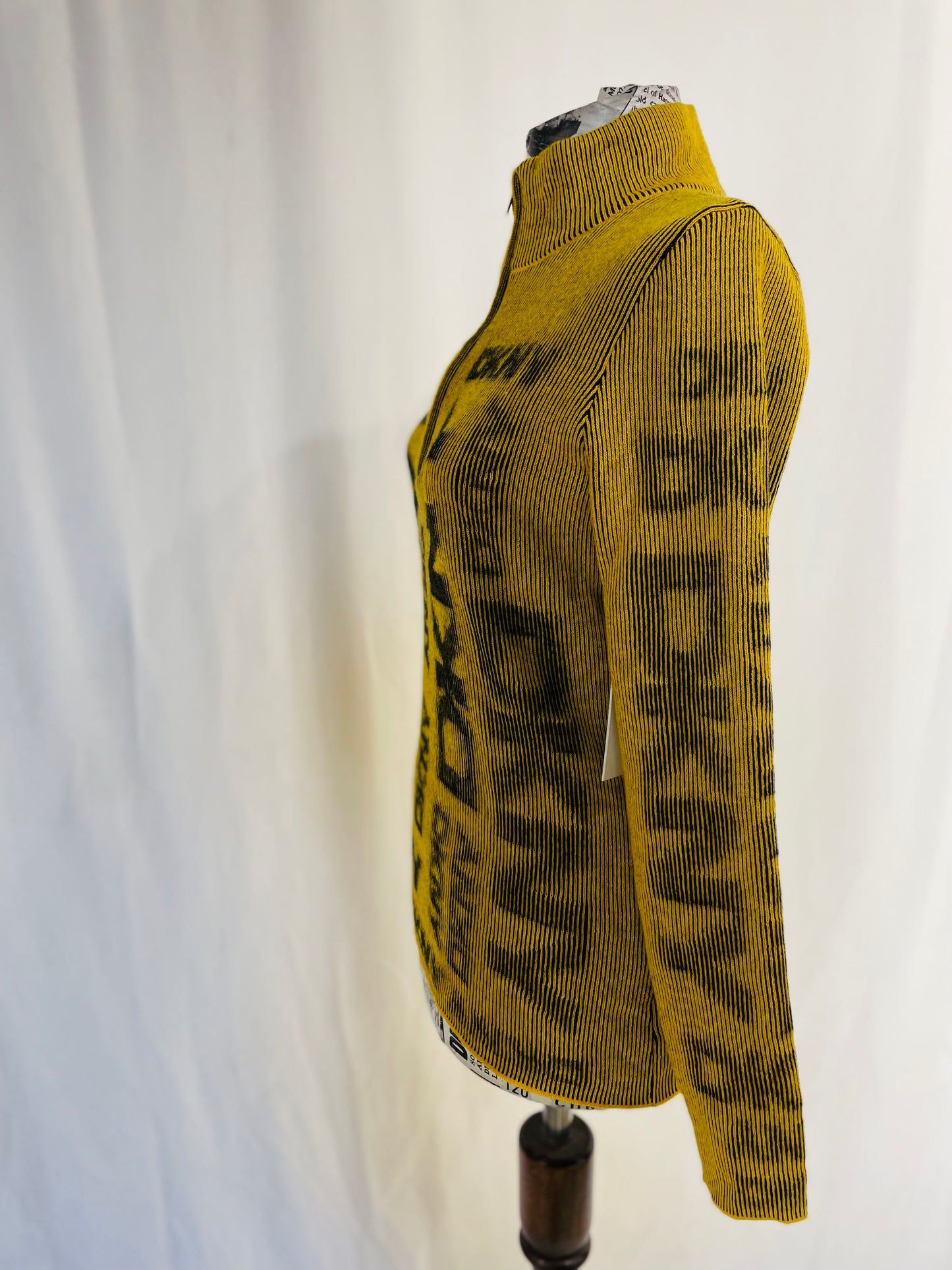 Dkny sweater