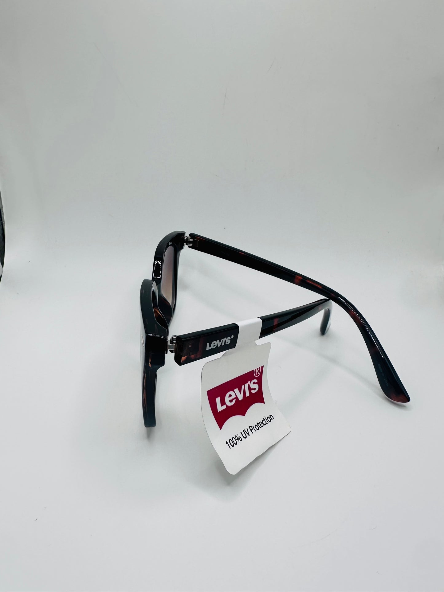 Levis sunglasses