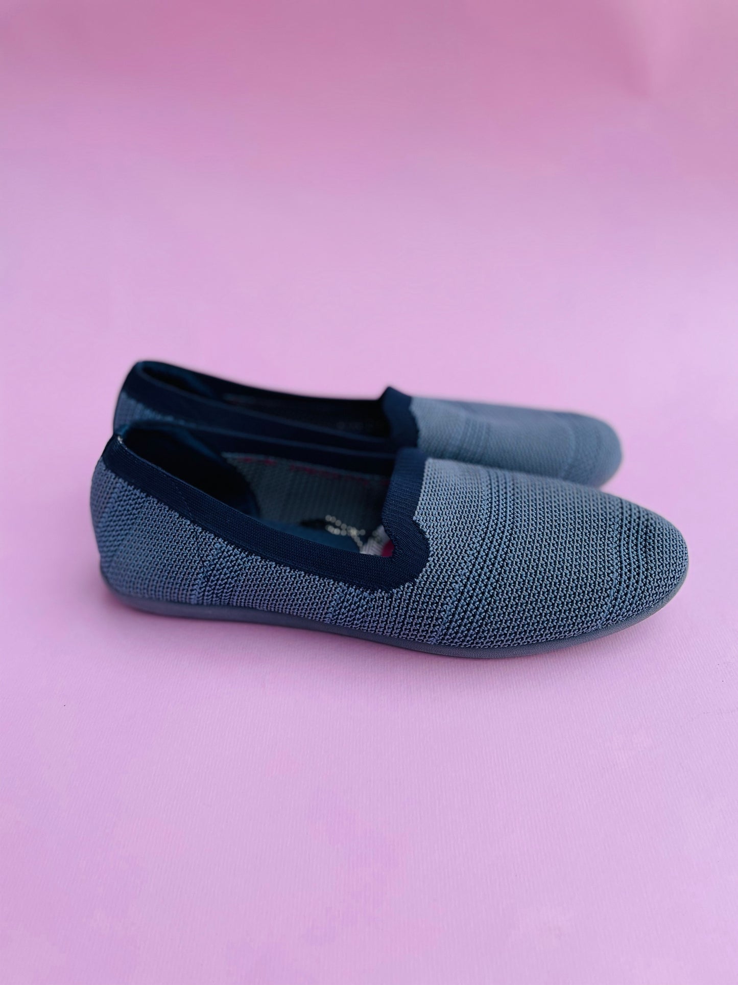 Sketchers shoes