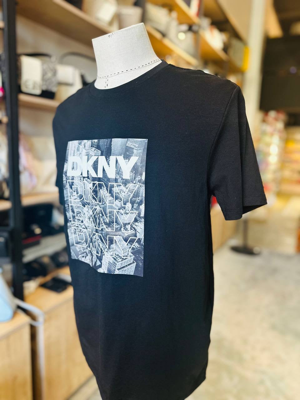 DKNY t-shirt size medium