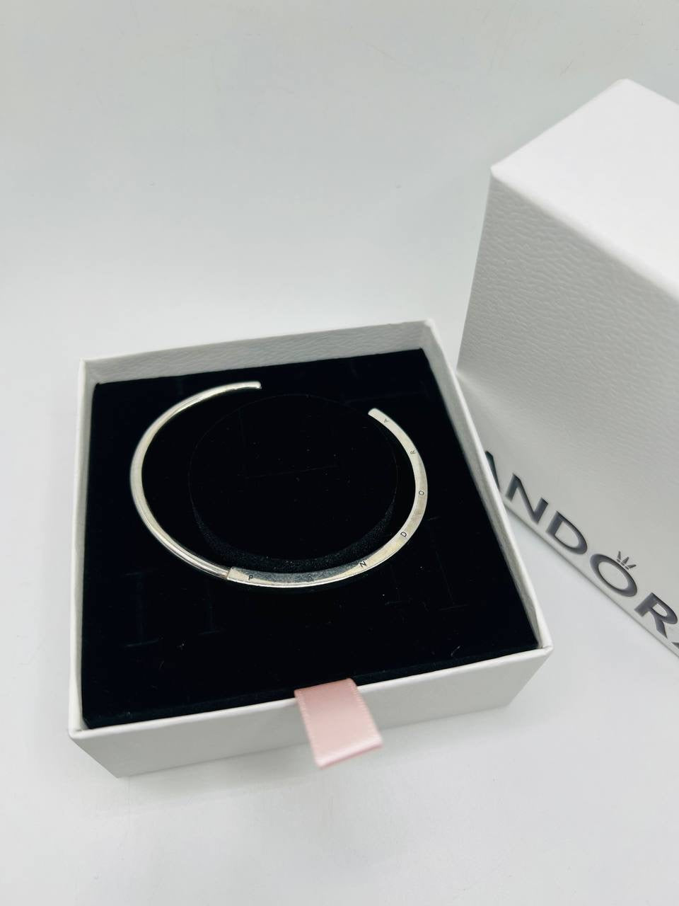 pandora bracelet