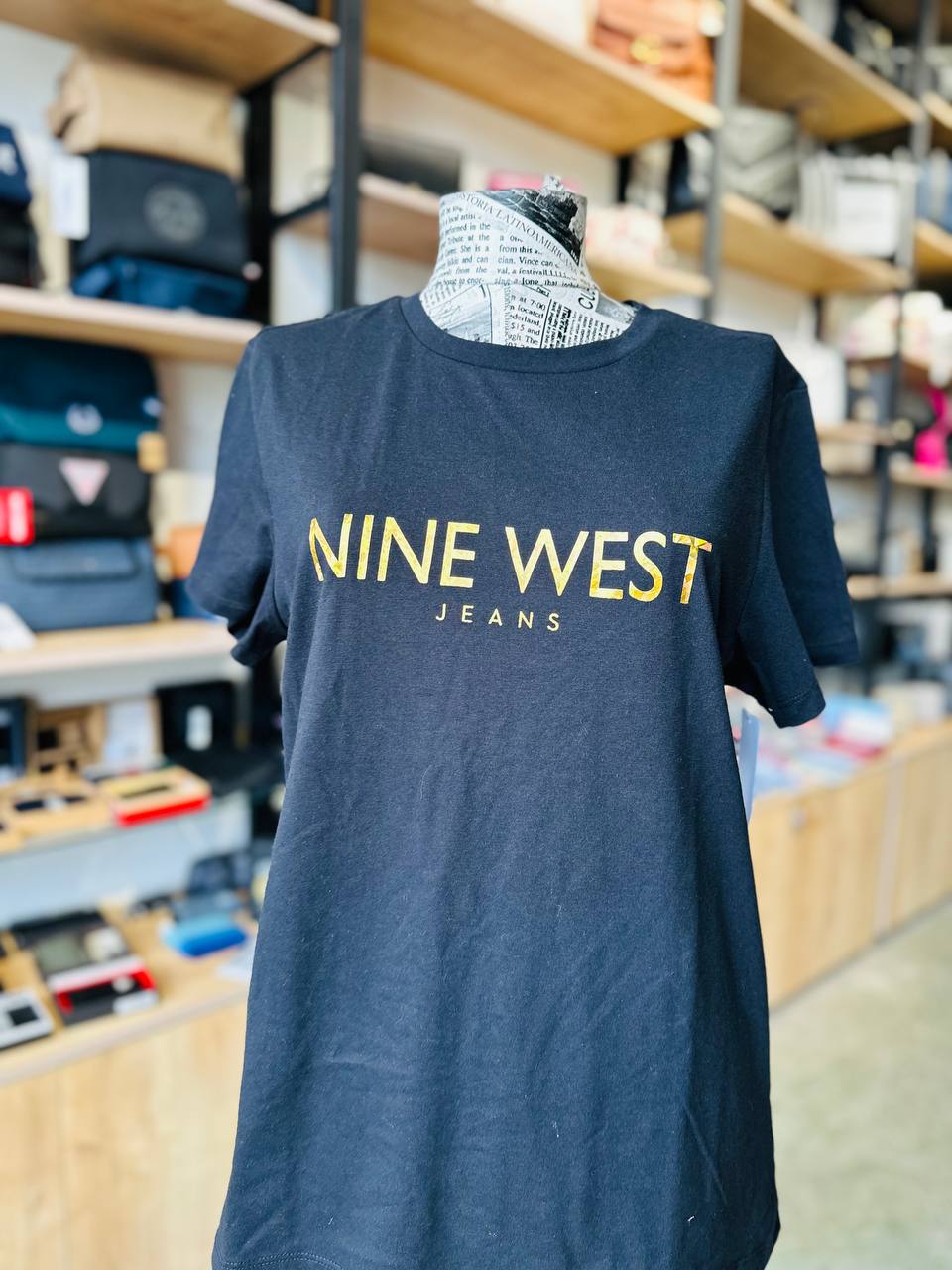 Nine West shirt size large