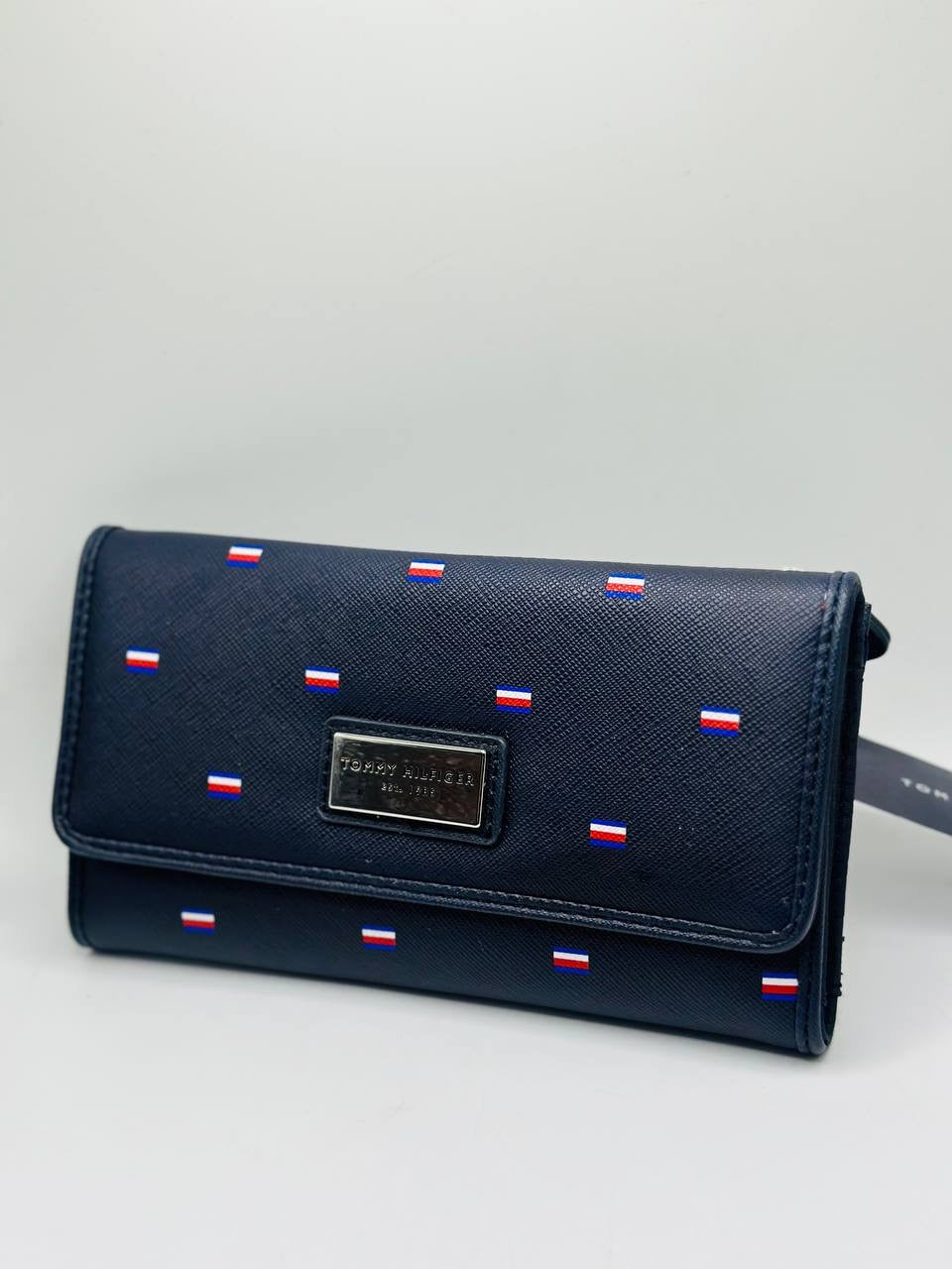 Tommy Hilfiger wallet