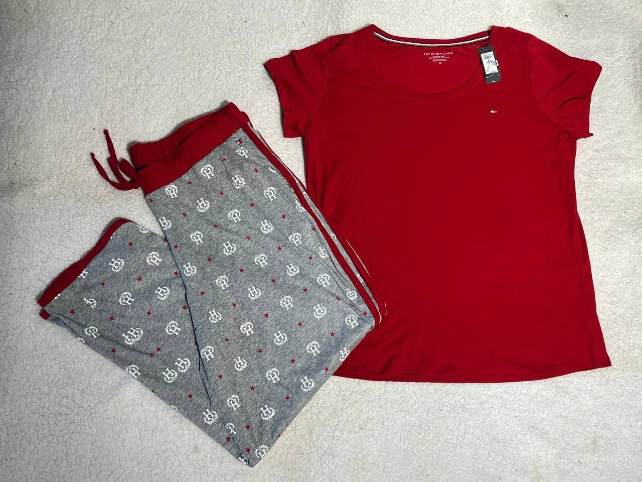 Tommy Hilfiger pajama set