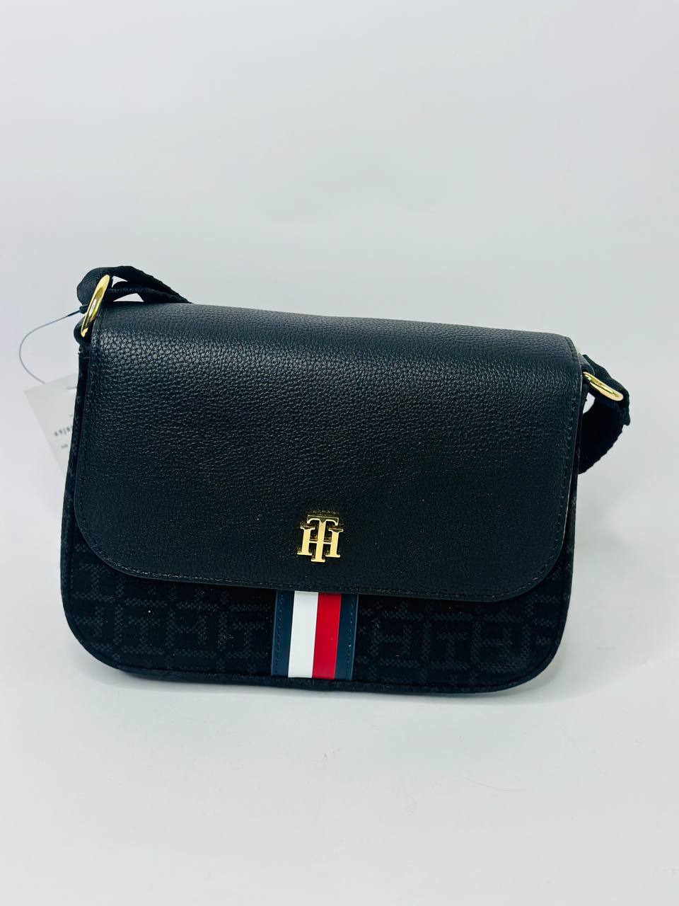Tommy Hilfiger bag