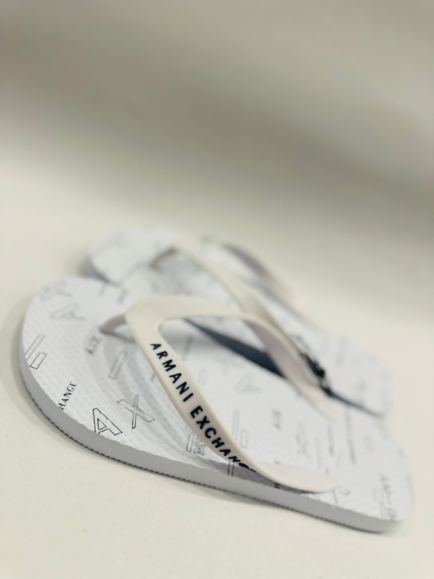 Armani exchange sandal size 39