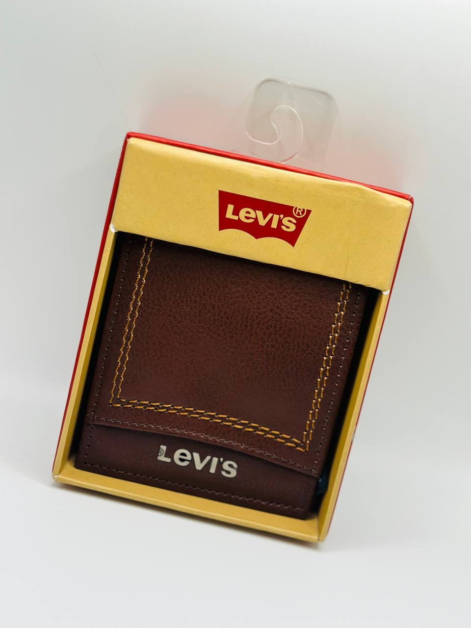 Levis wallet brown
