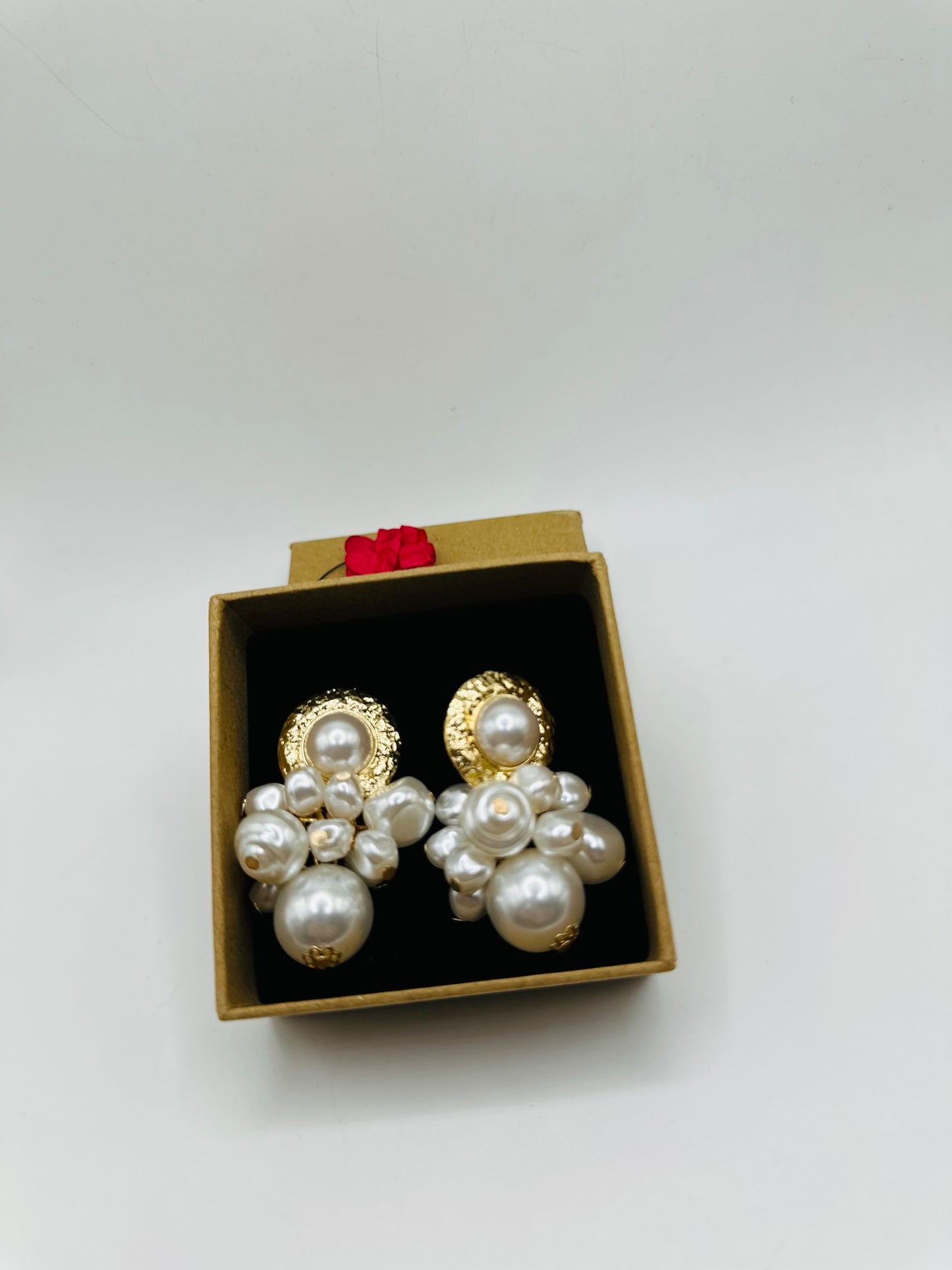 pearls earings