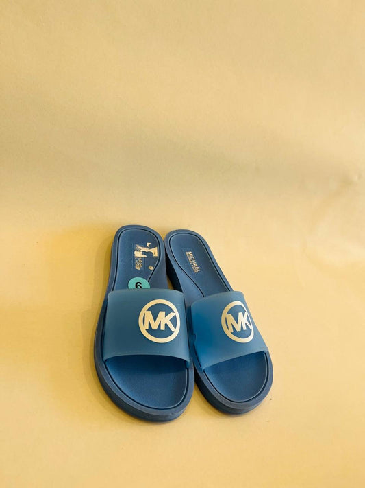 Michael kors sandal size 36.5