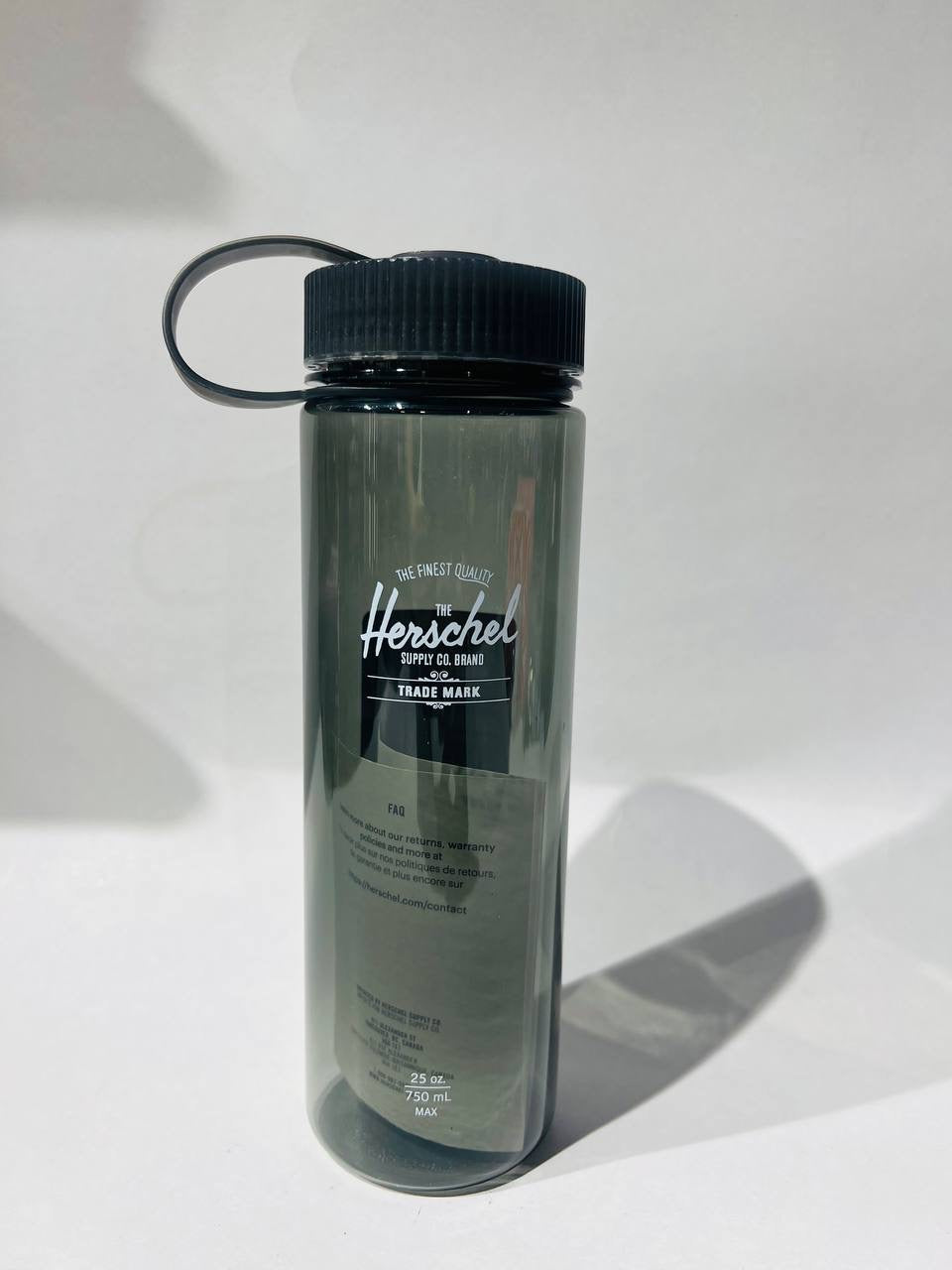 Herschel Classic Water Bottle (25oz/750ml)