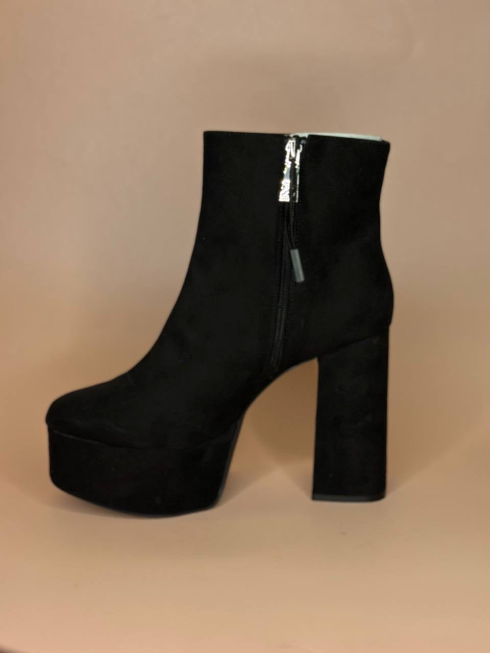 Zara boots