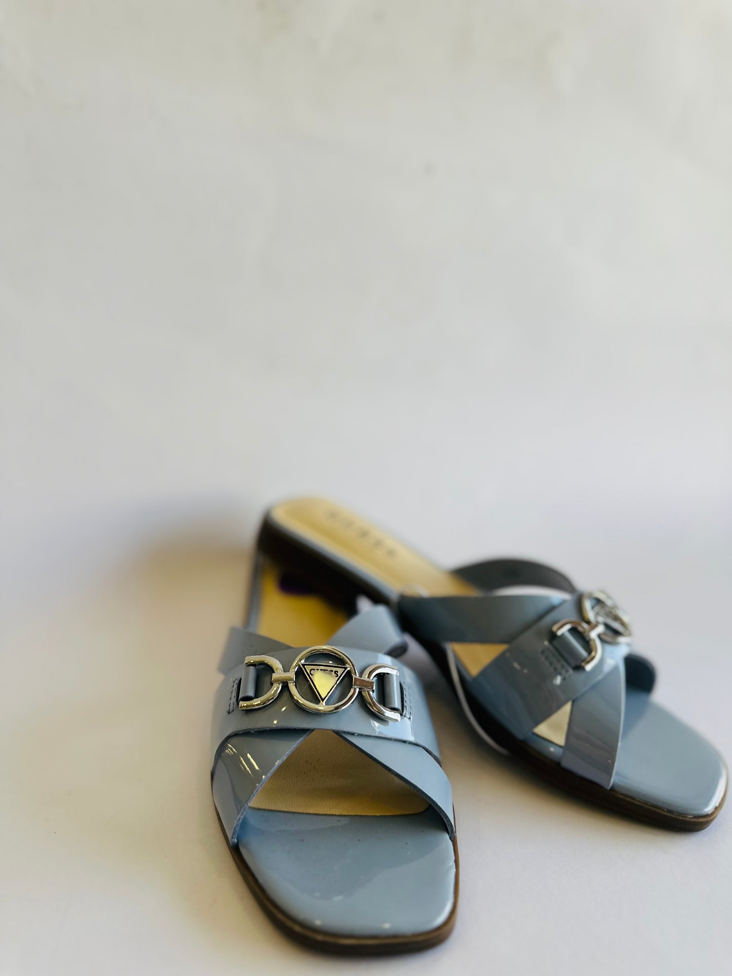 Guess sandal blue size 37