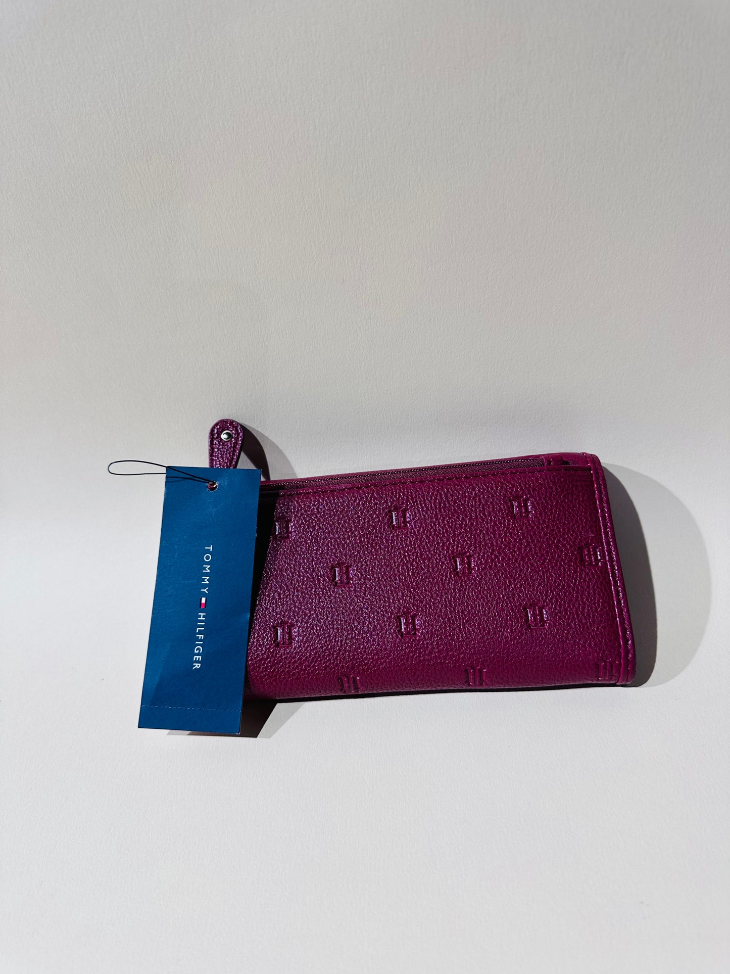 Tommy Hilfiger wallet