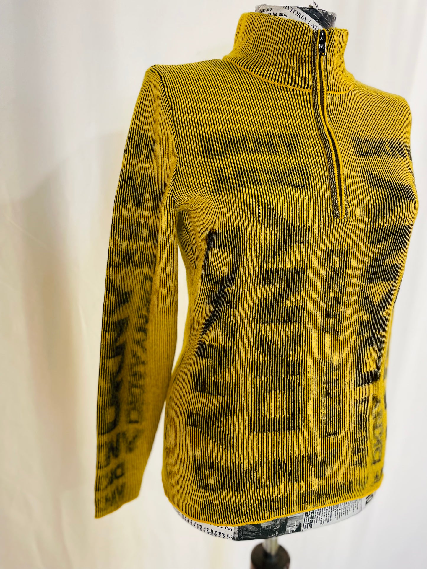 Dkny sweater