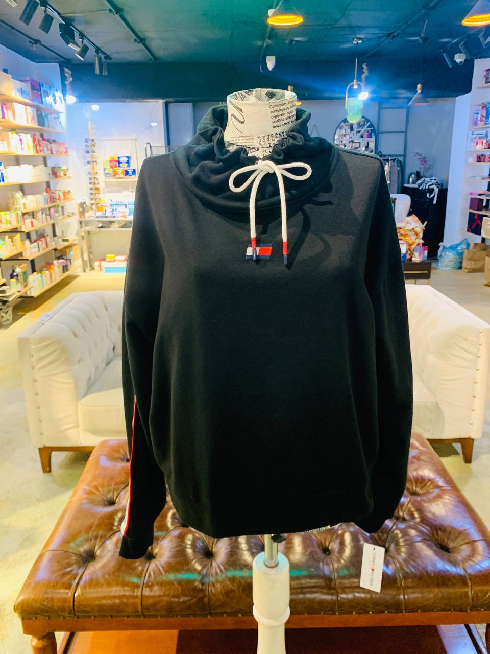 Tommy Hilfiger sweater