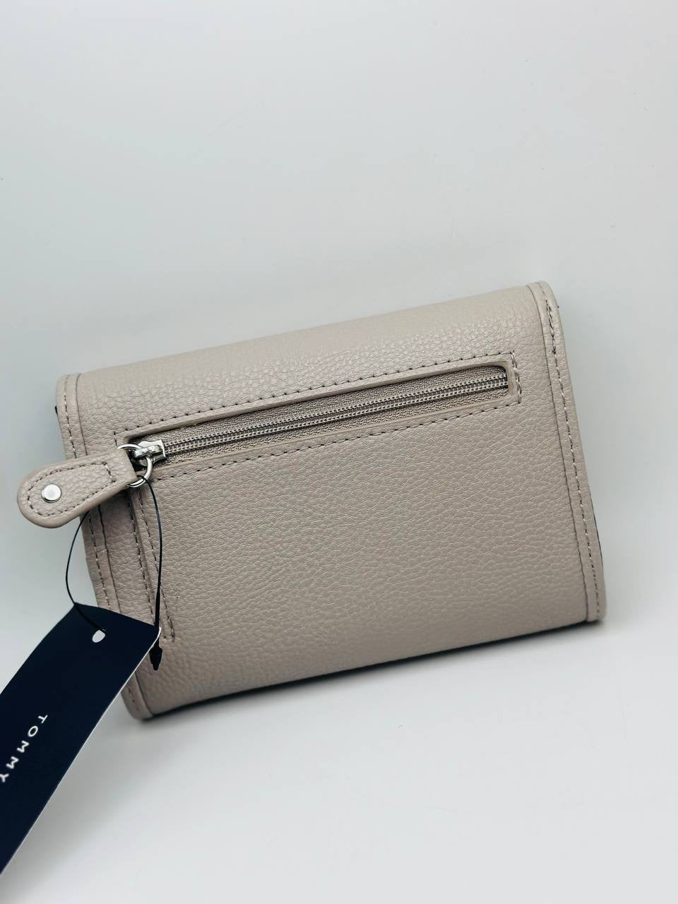 Tommy Hilfiger wallet