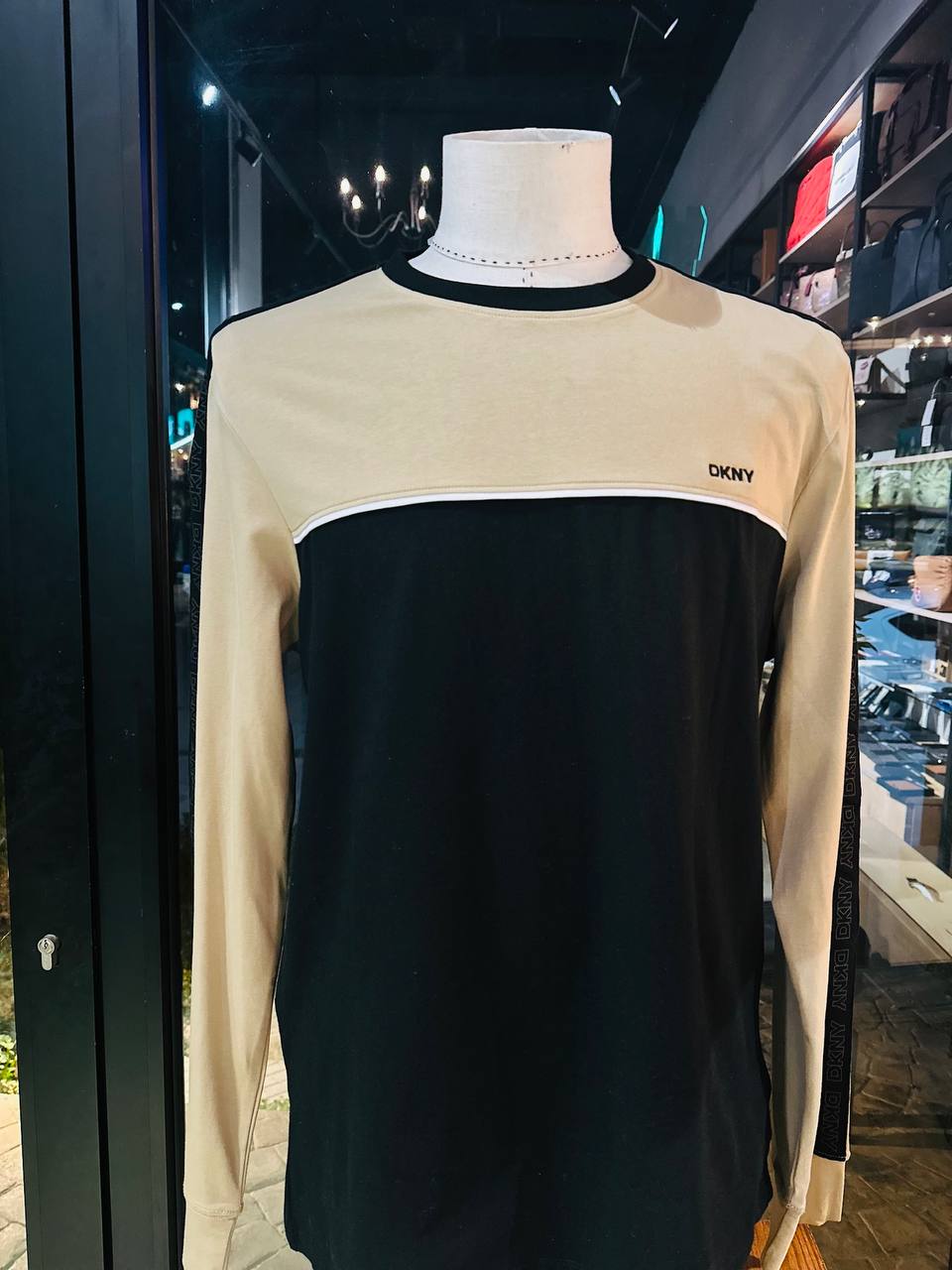 Dkny long sleeve shirt