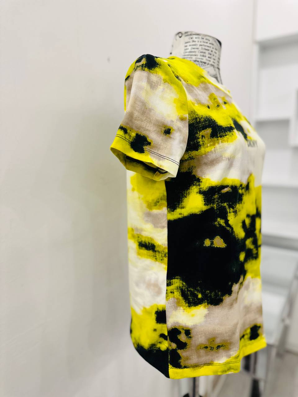 Dkny shirt size small