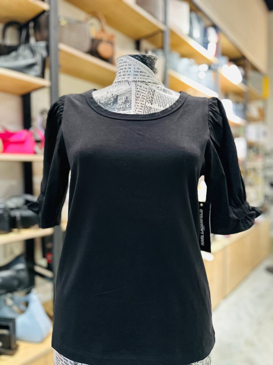Karl lagerfeld t-shirt size x-small