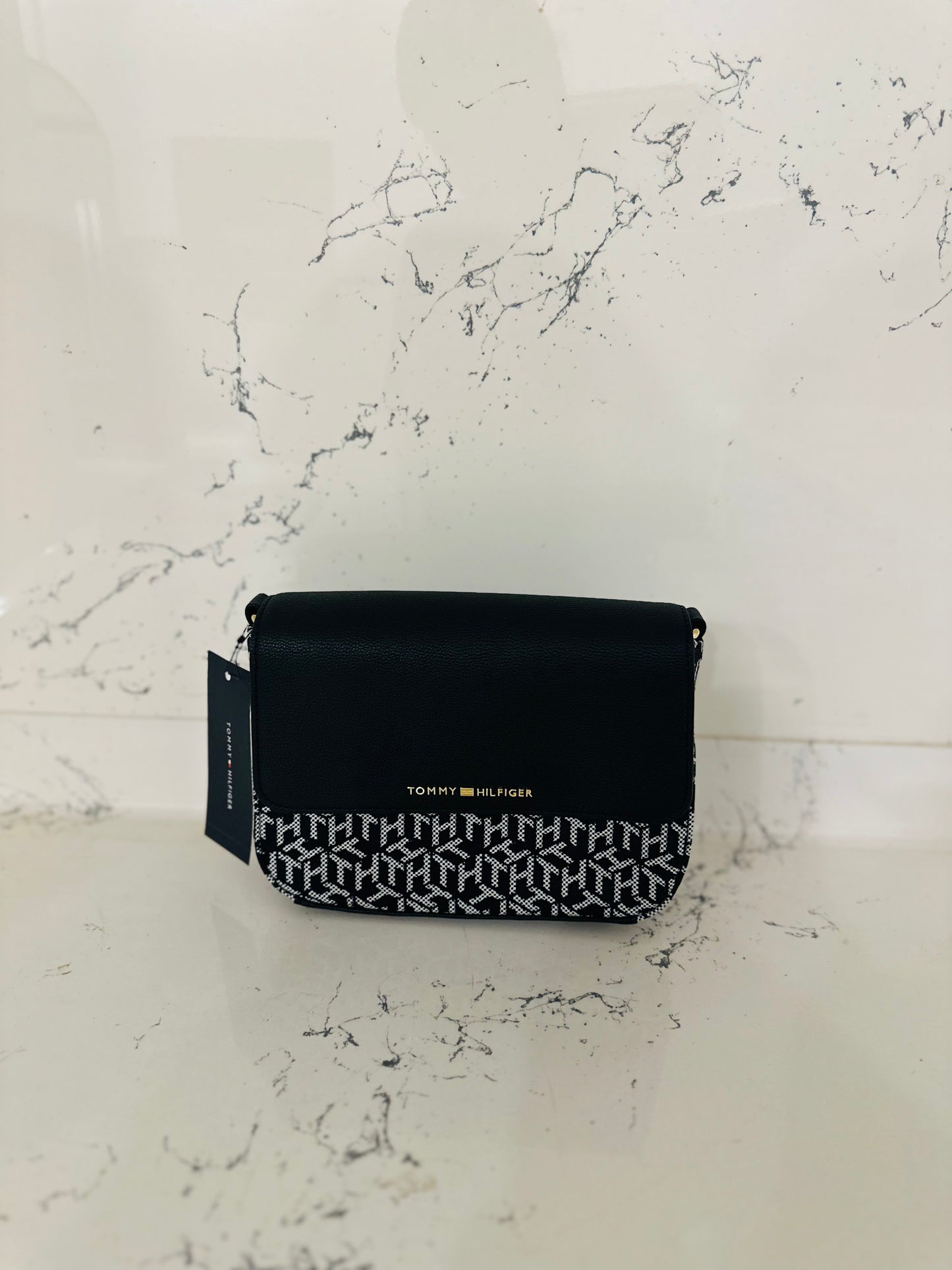 Tommy Hilfiger crossbody bag