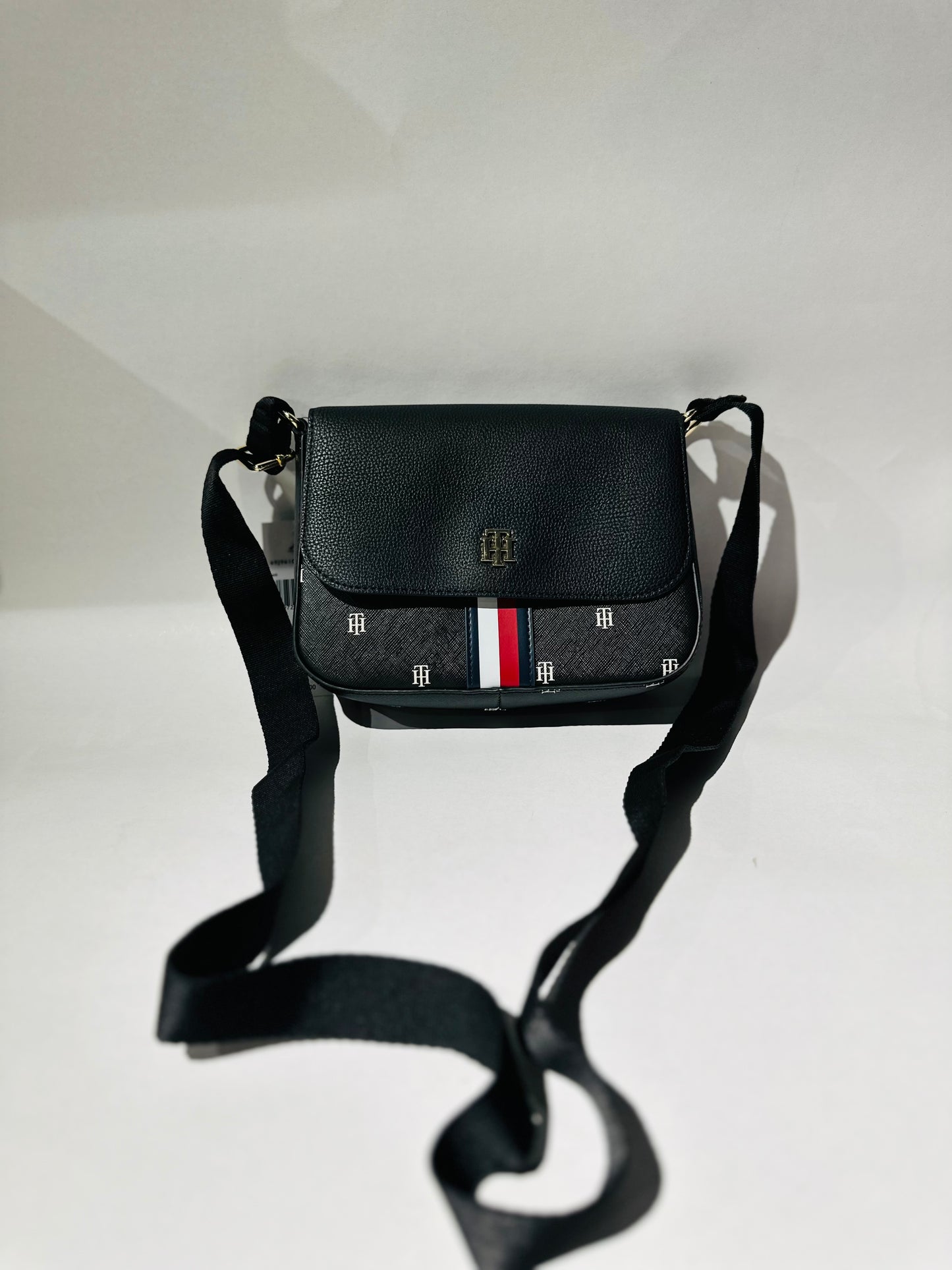 Tommy Hilfiger crossbody bag