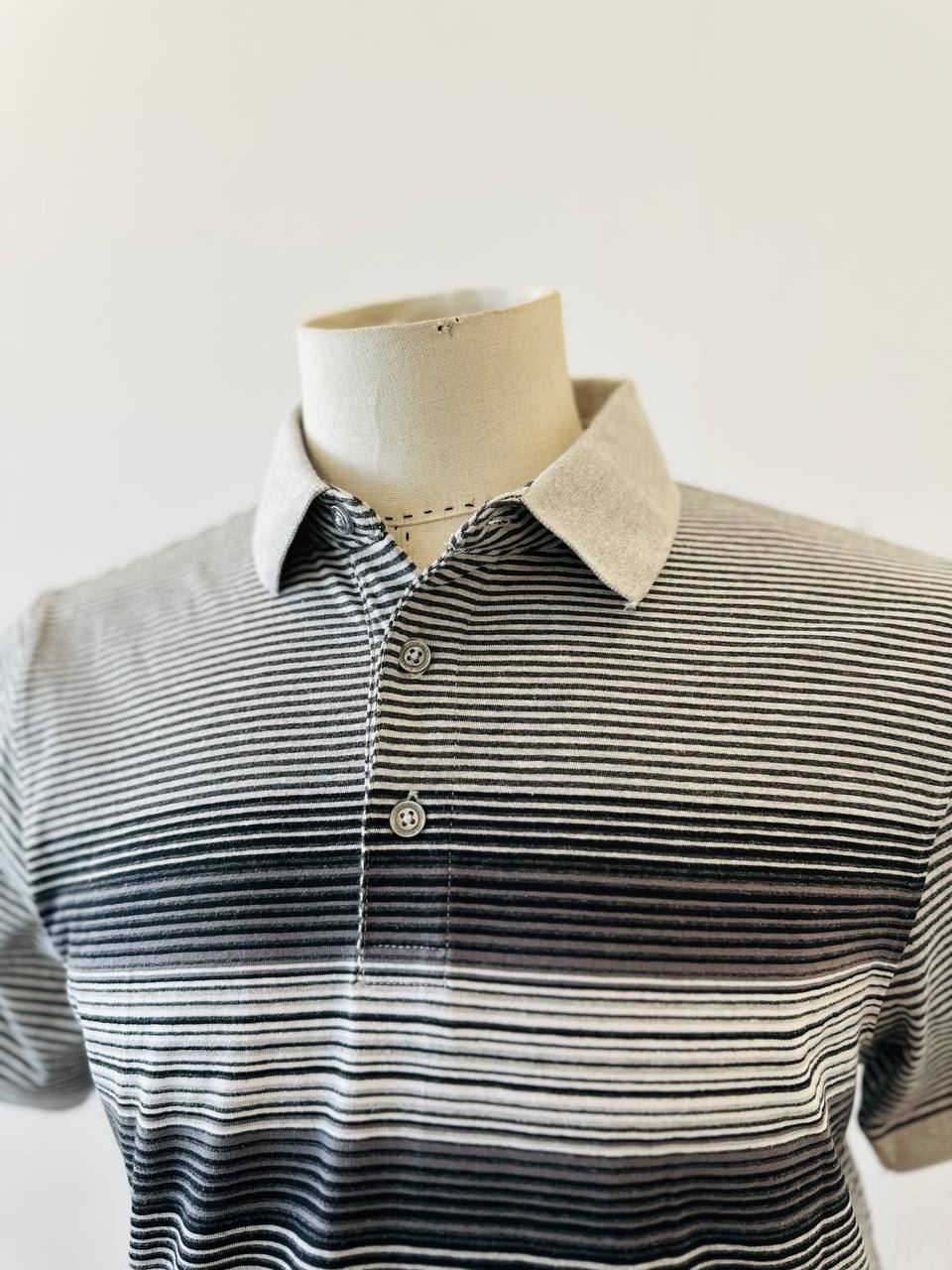 Dkny shirt size small
