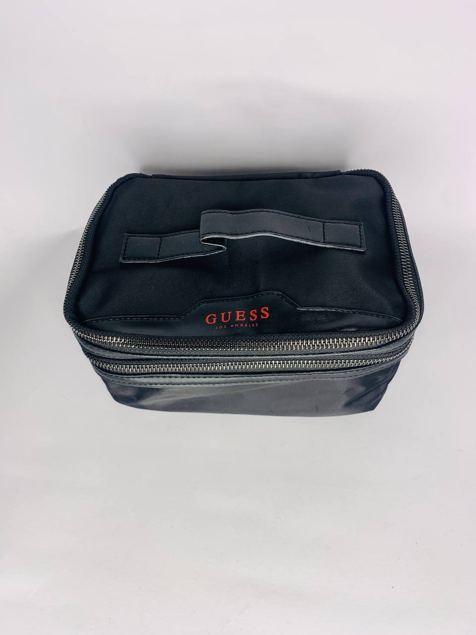 Guess makeup & skincare bag