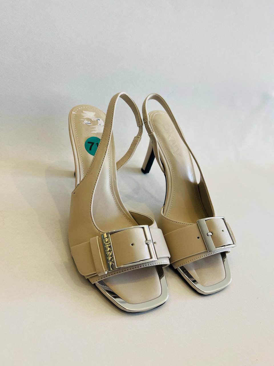 Dkny shoes size 38