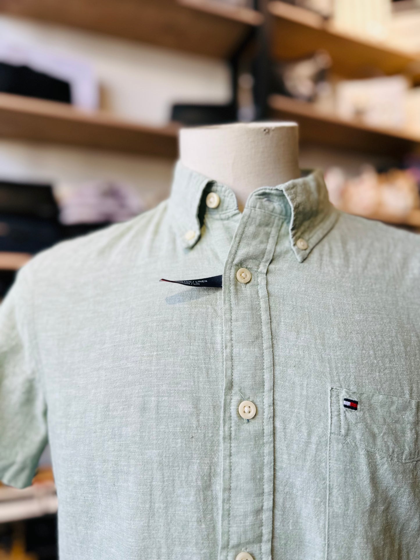 Tommy Hilfiger shirt size small