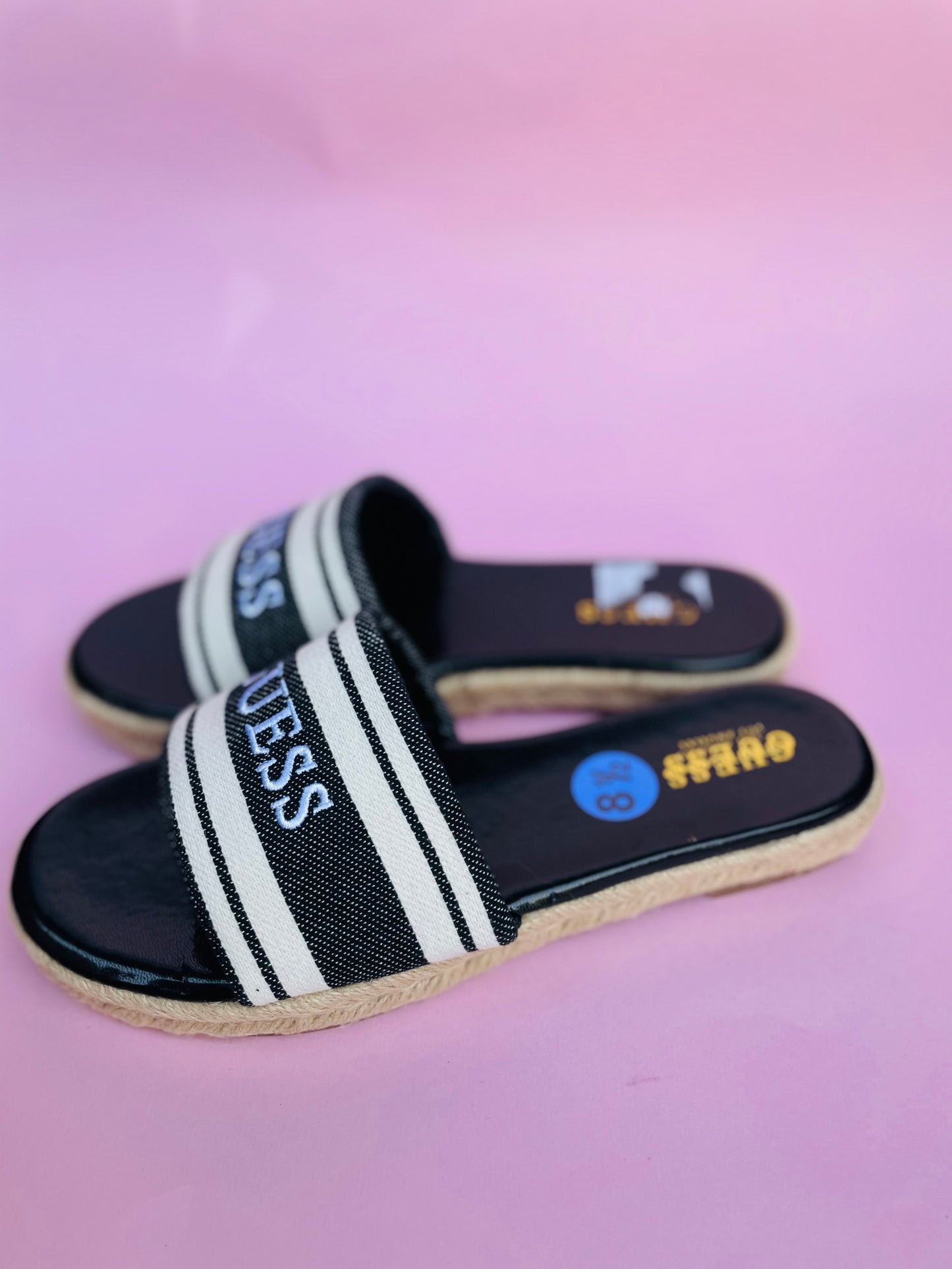Guess sandal