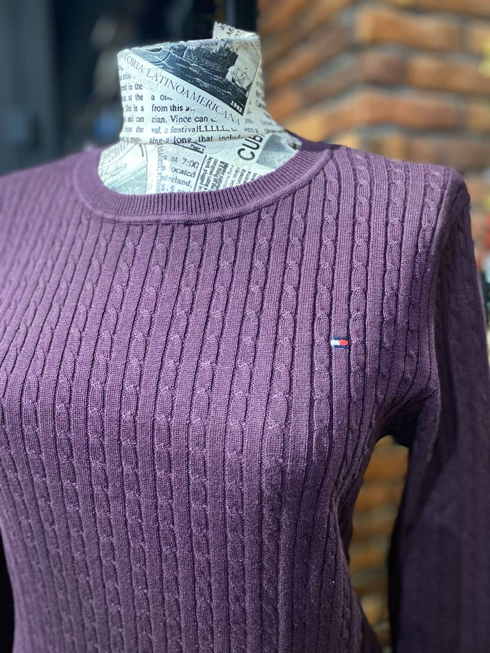 Tommy Hilfiger sweater