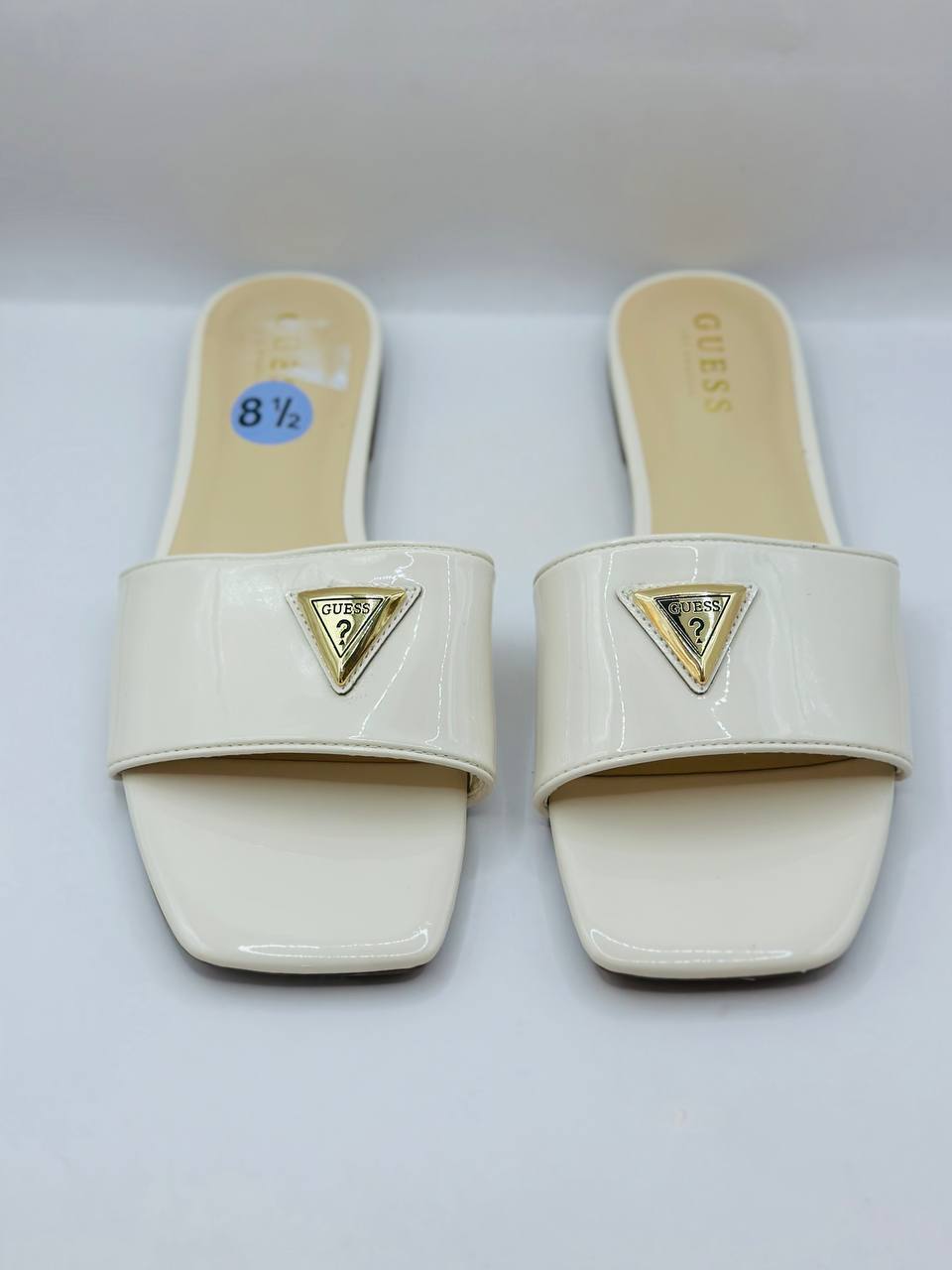Guess sandal 38.5