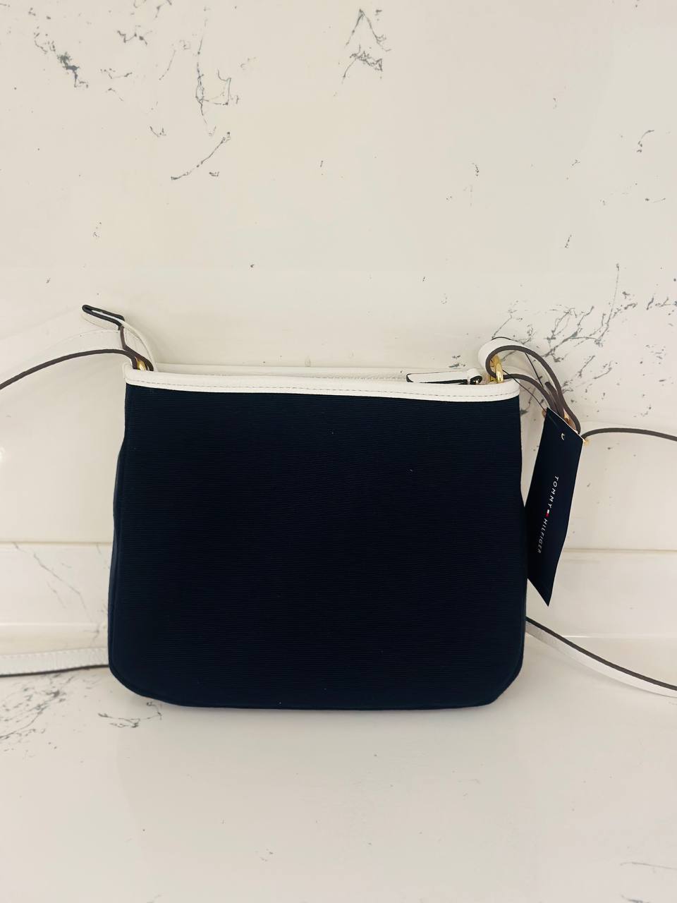 Tommy Hilfiger bag