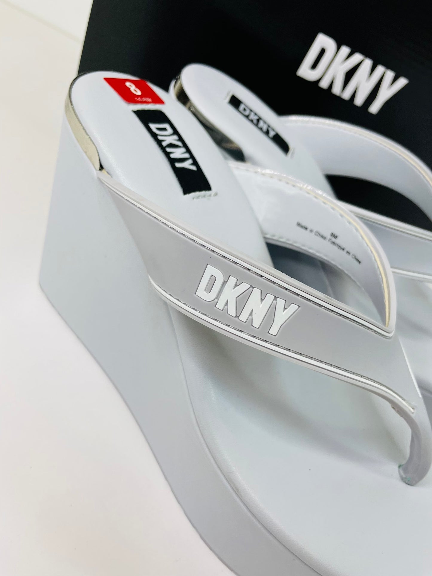 Dkny sandal