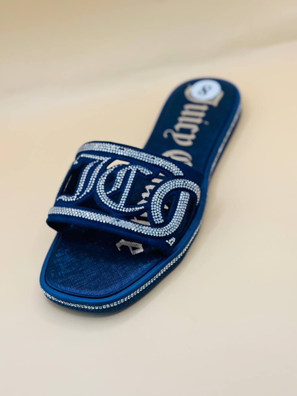 Juicy couture sandal size 38.5
