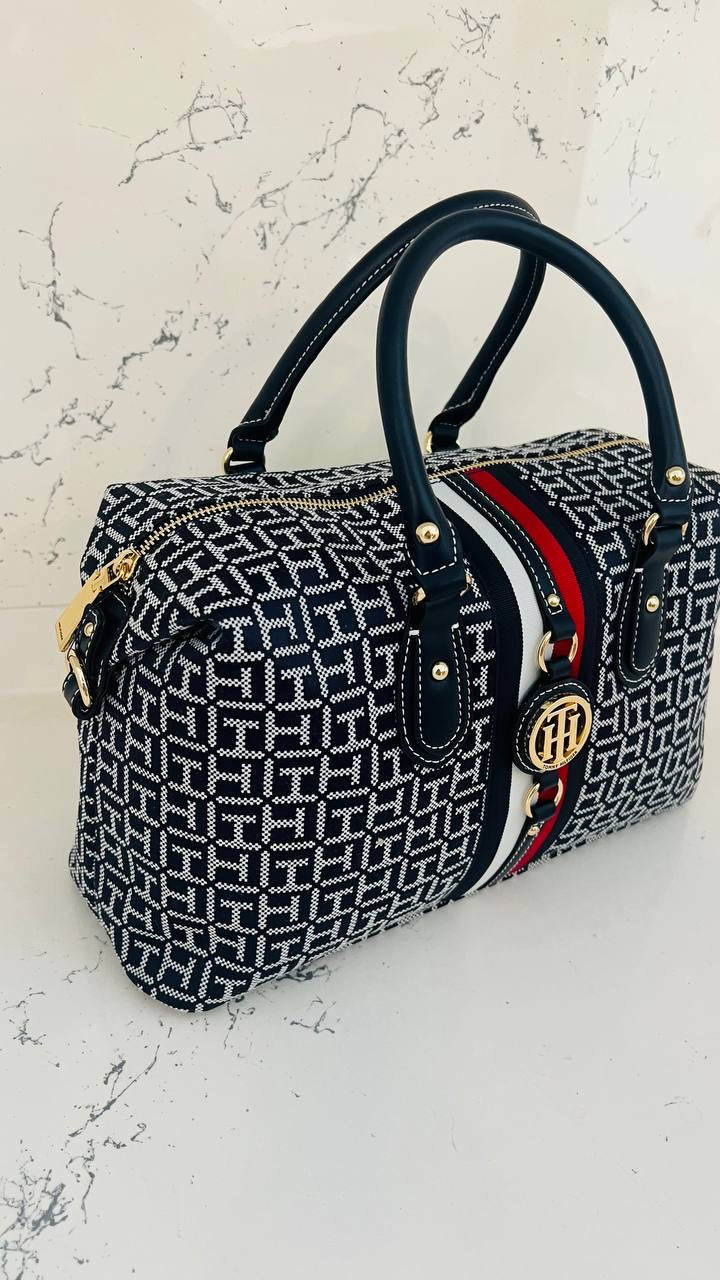 Tommy Hilfiger bag
