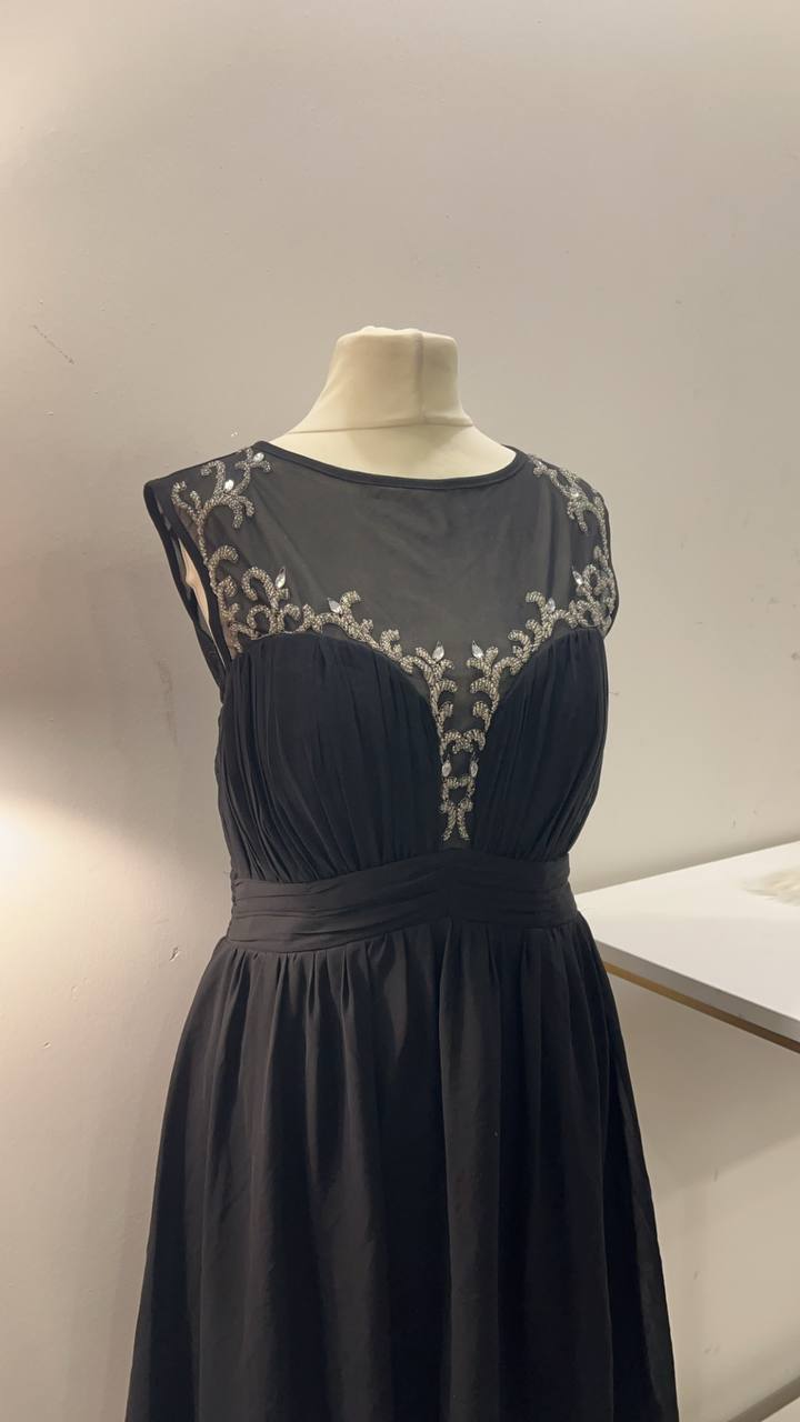 Quiz dress