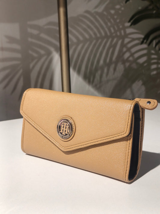 Tommy Hilfiger wallet