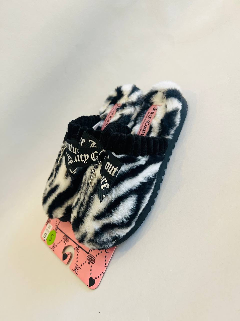 juicy couture sandal size small