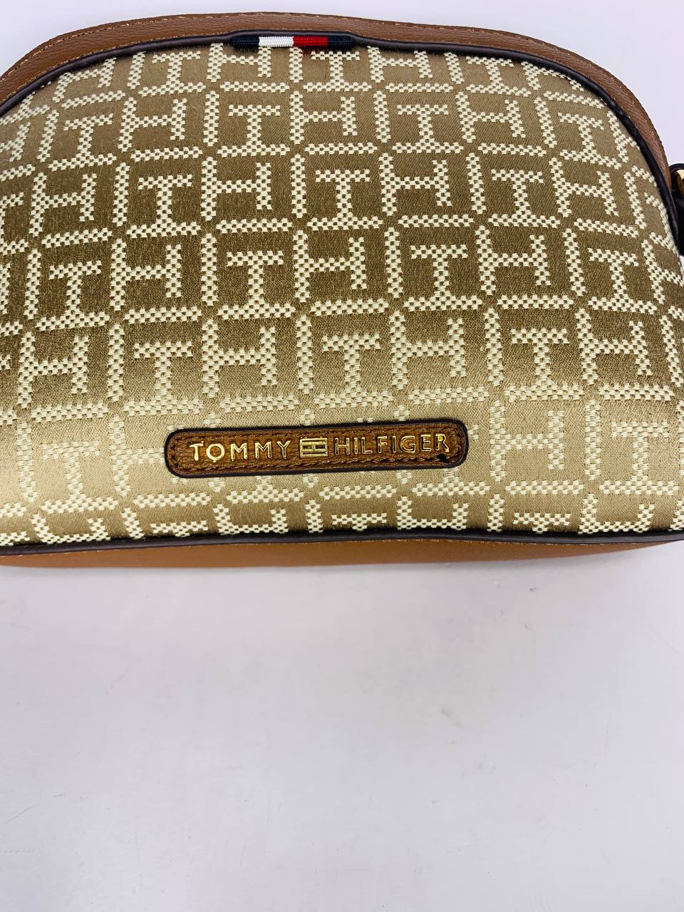 Tommy Hilfiger bag