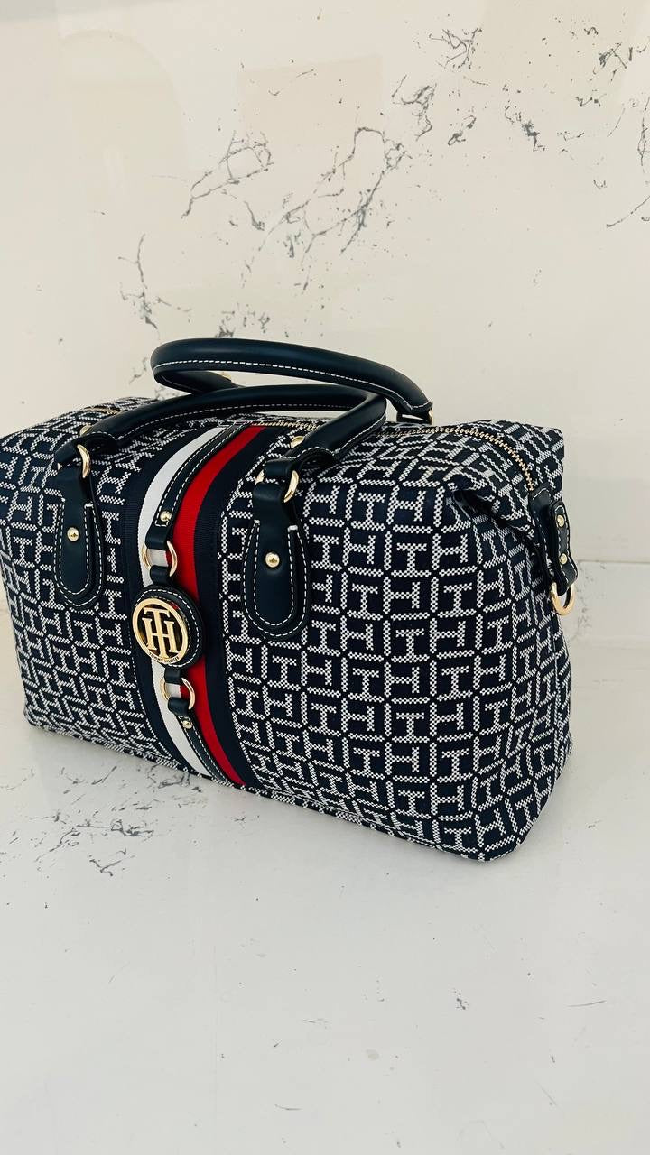Tommy Hilfiger bag