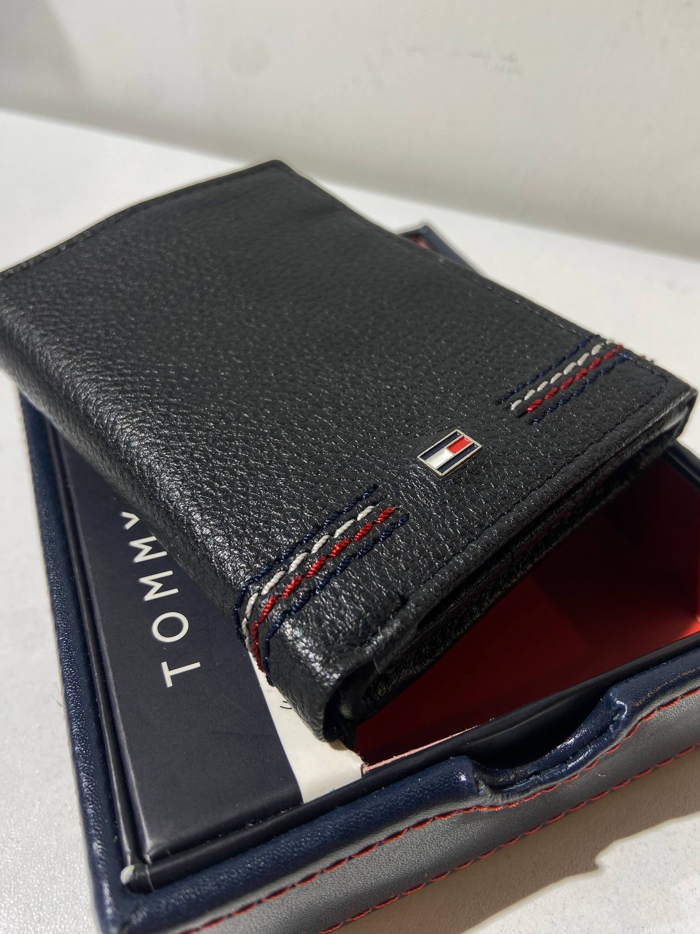 Tommy Hilfiger wallet